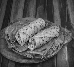 Lachha Veg Cheese Roll