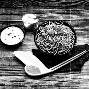 Chicken Schezwan Noodles