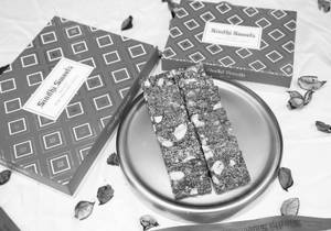 Khajoor Burfi [400 Grams]