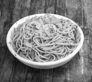 Butter garlic noodles