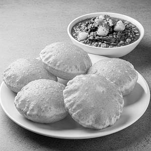 Poori Bhaji (4pc)