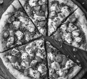 Pesto Chicken Pizza