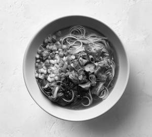 Chilli Garlic Chicken Broth Noodles - Classic