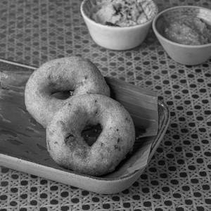 Medhu Vada