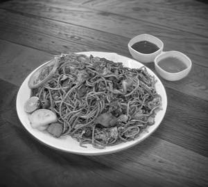 Egg And Chicken Schezwan Noodles