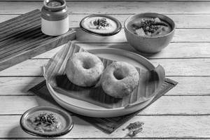 Vada Sambhar (2pcs)
