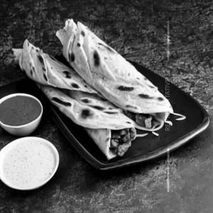 Lachha Chicken Hariyali Roll