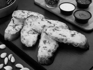 French Loaf Cheese Garlic Bread
