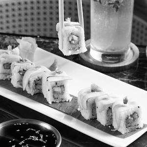 Cream Cheese Avocado Roll