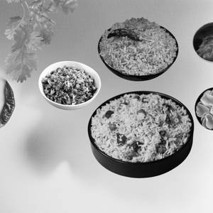 Plain Pulihora 450 Ml+karam Rice 250 Ml+veg 250 Ml+fryums+pickle