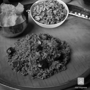 Brinjal Rice 450 Ml + Veg 250 Ml + Fryums + Pickle