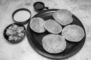 6 poori + jeera aaloo