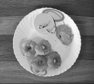 Vada [4 pieces]