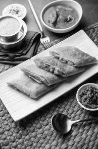 Cutting Masala Dosa