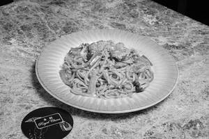 Stir Fried Udon Noodles With Chicken