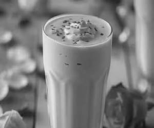 Rose Milkshake