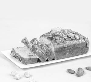 Eggless Vanilla And Praline Tea Cake