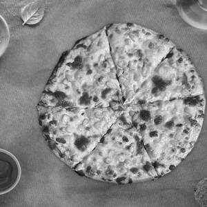 Large Cheese Corn Pizza