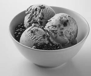 Black Current Ice Cream
