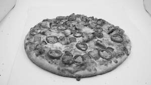 Zingy Chicken Pizza