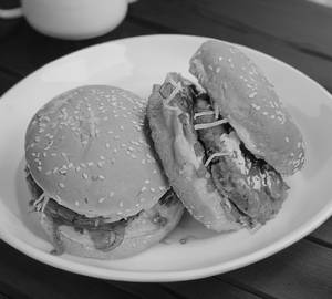 Aloo Tikki Burger