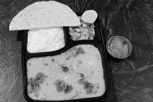 Dal Khichdi With Curd & Papad