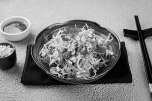 Raw Papaya Salad