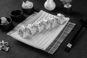 Avocado Cream Cheese Sushi Roll