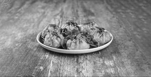 Chicken Chilli Garlic Momos (6pcs)