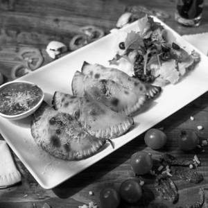 Classic Calzone Veg