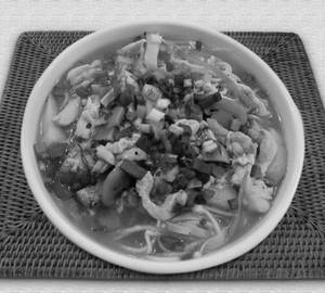 Pork soup chow