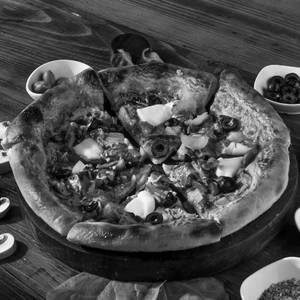 Rustica Pizza