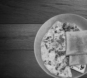 Spinach And Mushroom Omlette                                  