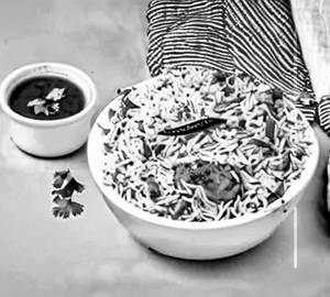 Chicken Schezwan Rice