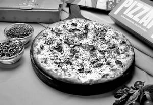 Basil Margherita Pizza
