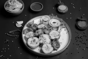 Stuffed Aloo [4 Pieces]