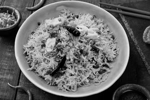 Chilli Garlic Fried Rice - Egg