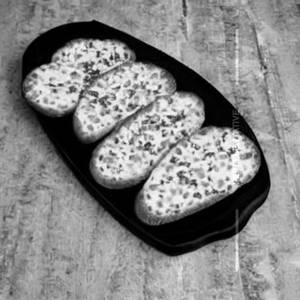 Plain cheese garlic bread                                                                     