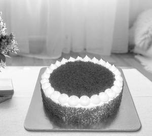 Red Velvet  Cake (500 Gms) 