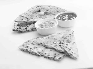 Amritsari Kulcha With Dal