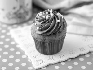 Vanilla & Blueberry Cupcake [1 Piece]