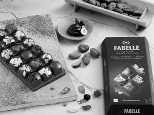 Open Secret - Dark Chocolate Bar with Visible Nuts & Berries