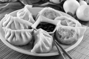 Chicken momos [5 pieces]