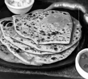 Chilli Onion Parantha