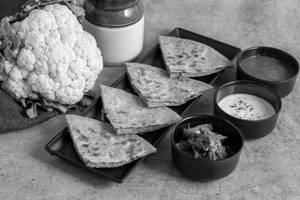 Gobi Paratha