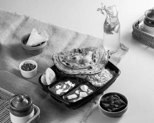 All In 1 Meal + Drink [Free Brownie]