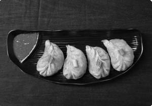 Paneer Fried Momo (8 Pcs)