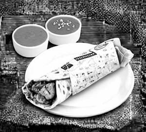 Double egg chicken roll
