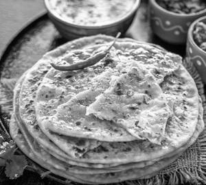 Mix Paratha with Makhan