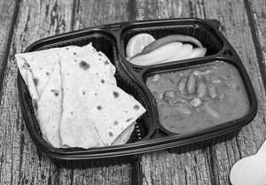 Rajma With 4 Tawa Roti